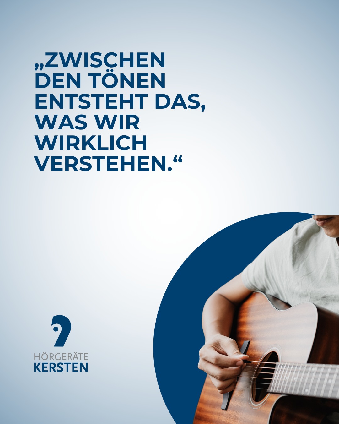 „Zwischen den Tönen entsteht das, was wir wirklich verstehen.“ 👂

#Hören ist mehr als nur Geräusche wahrnehmen.
Es sind die feinen Nuancen, die Zwischentöne, das Lachen zwischen den Worten, denn genau dort entstehen echte Verbindungen.

💡 Oft sind es gerade diese leisen Details, die als erstes verloren gehen, wenn das #Gehör nachlässt.

👉 Umso wichtiger ist es, Ihr #Hörvermögen regelmäßig zu überprüfen: für mehr Lebensqualität, mehr Nähe und mehr echte Momente.

Lassen Sie sich persönlich beraten. Wir sind gerne für Sie da.