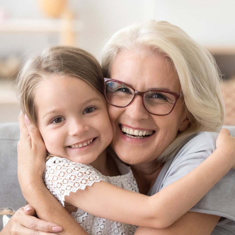 oma-und-kind_2_hoergerate-kersten