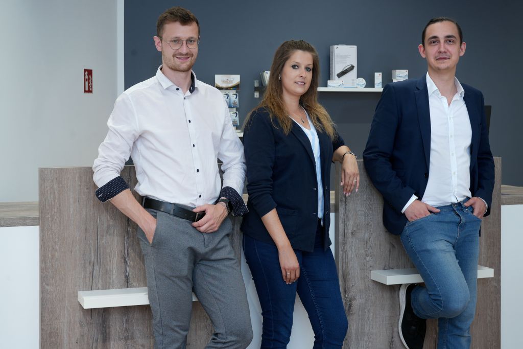 Team der Hörgeräte Kersten Filiale Lübeck-Moisling für individuelle Hörgeräteberatung und Hörtests