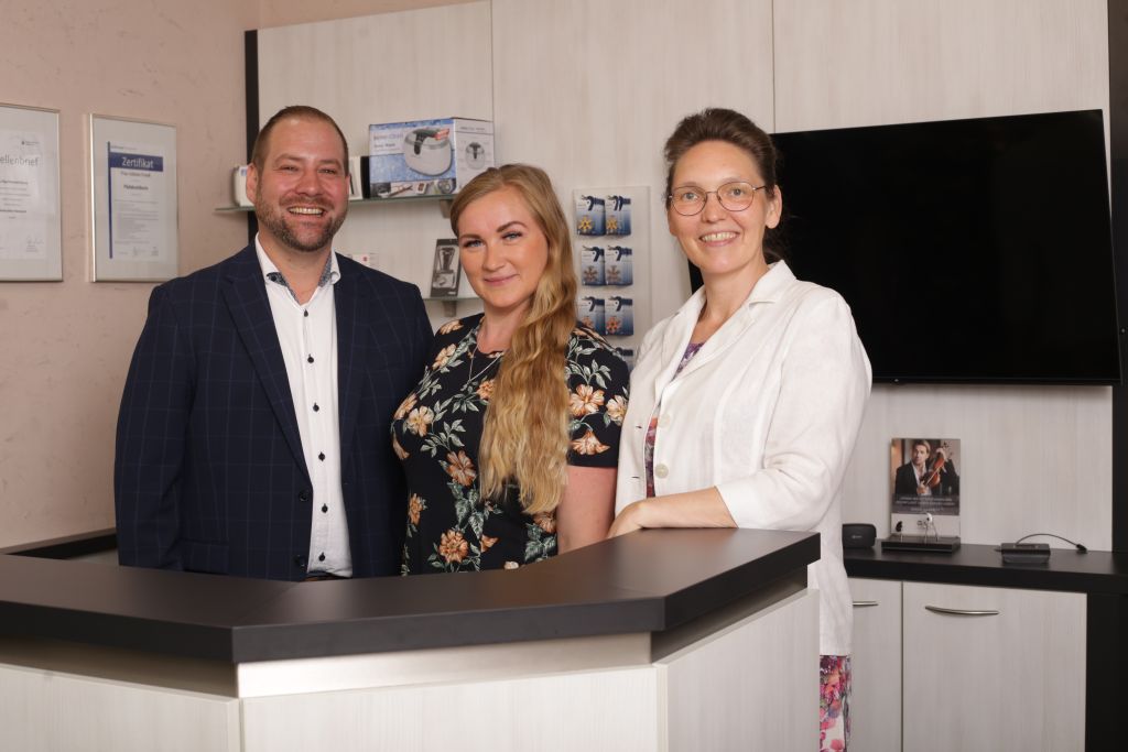 Das Team der Hörgeräte Kersten Filiale Stockelsdorf – kompetent, herzlich und serviceorientiert