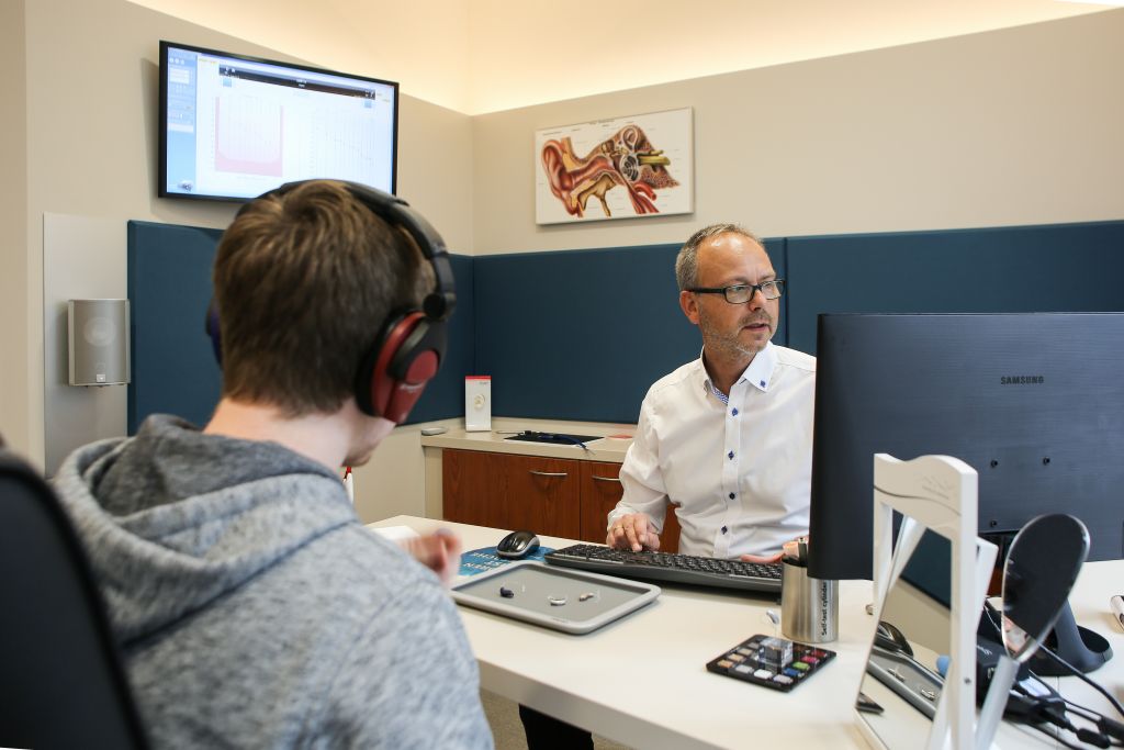 Individuelle Höranalyse bei Hörgeräte Kersten in Tönning – moderne Technik und persönliche Beratung